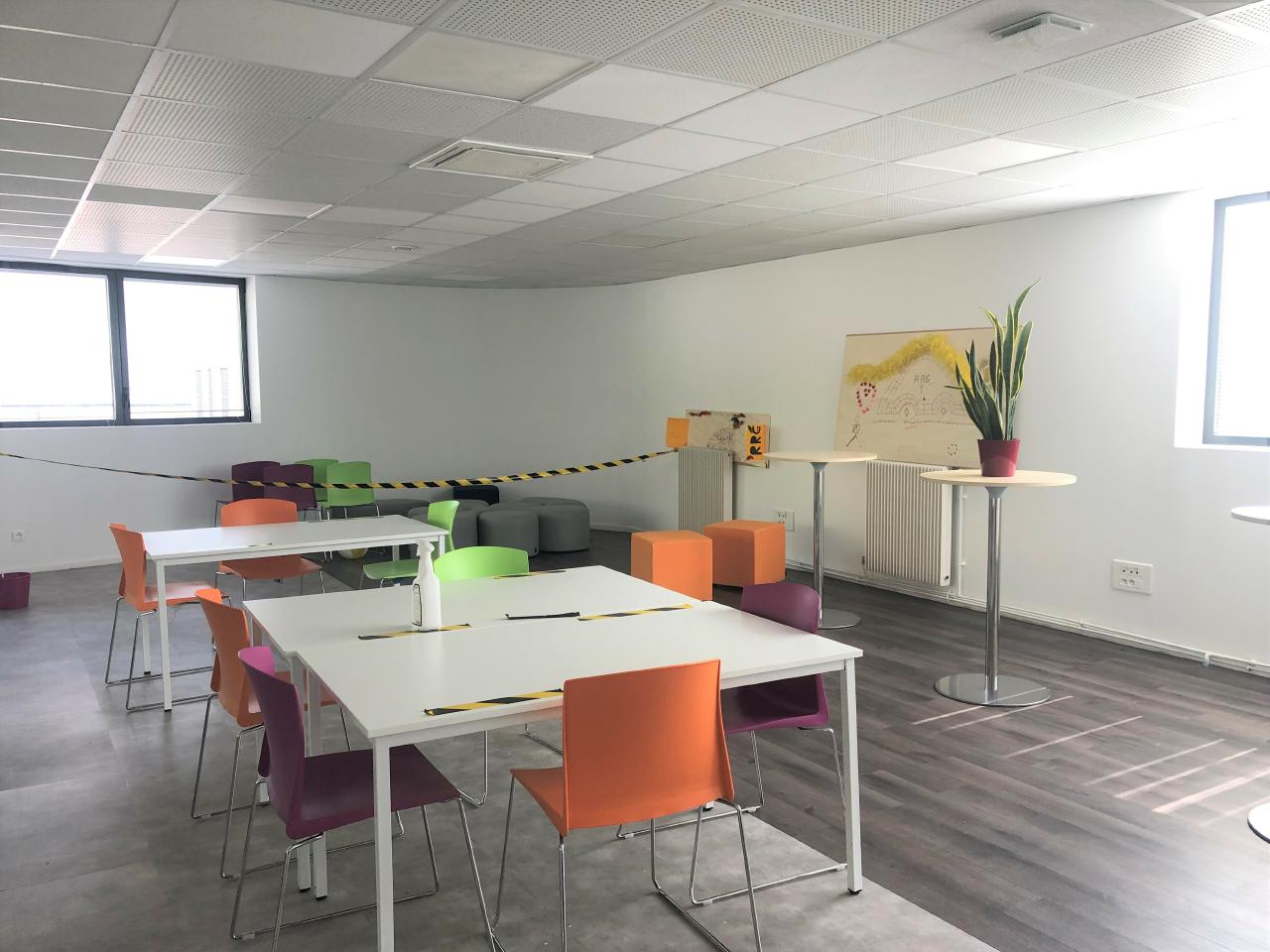 Bureau La Madeleine 732m² Location bureau La Madeleine Nord OLBUR2203433 2